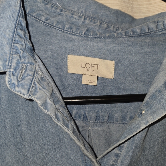 Loft Button Down - Picture 2 of 3